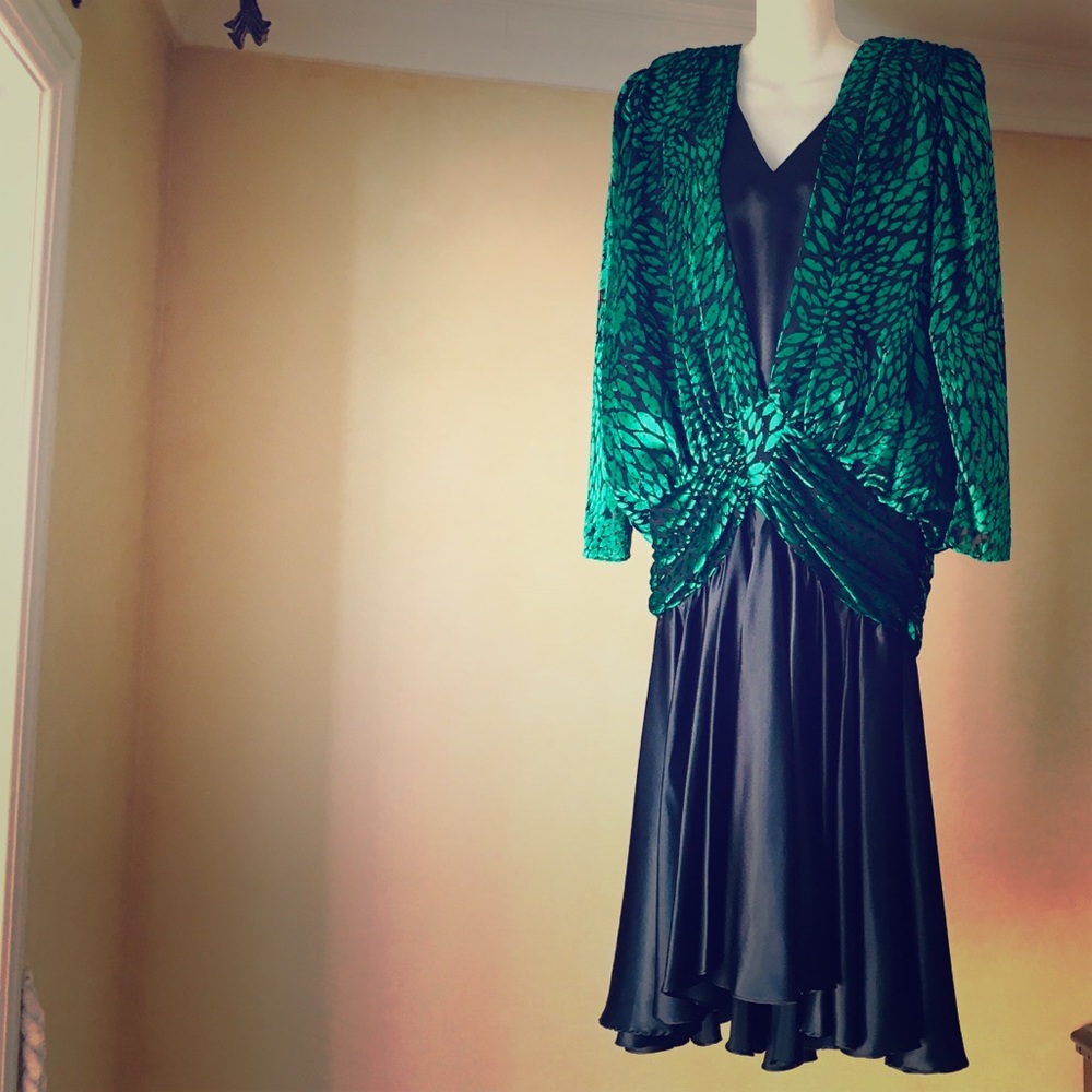Vintage Claralura original green & black gown